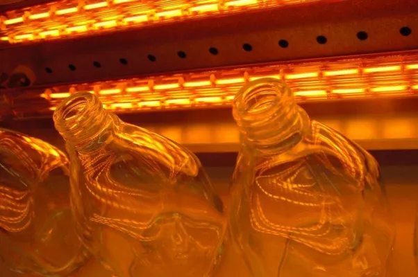 Glass cutting preheating lamp